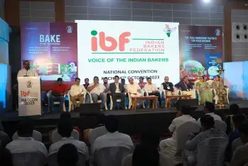 BAKE EXPO floor moment