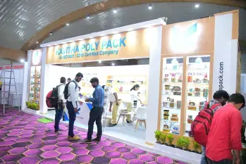 BAKE EXPO floor moment