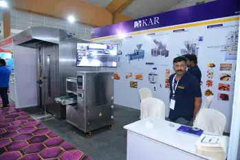 BAKE EXPO floor moment