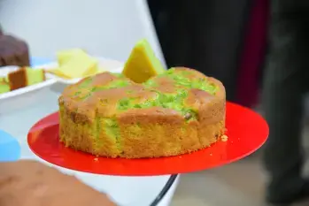 BAKE EXPO floor moment
